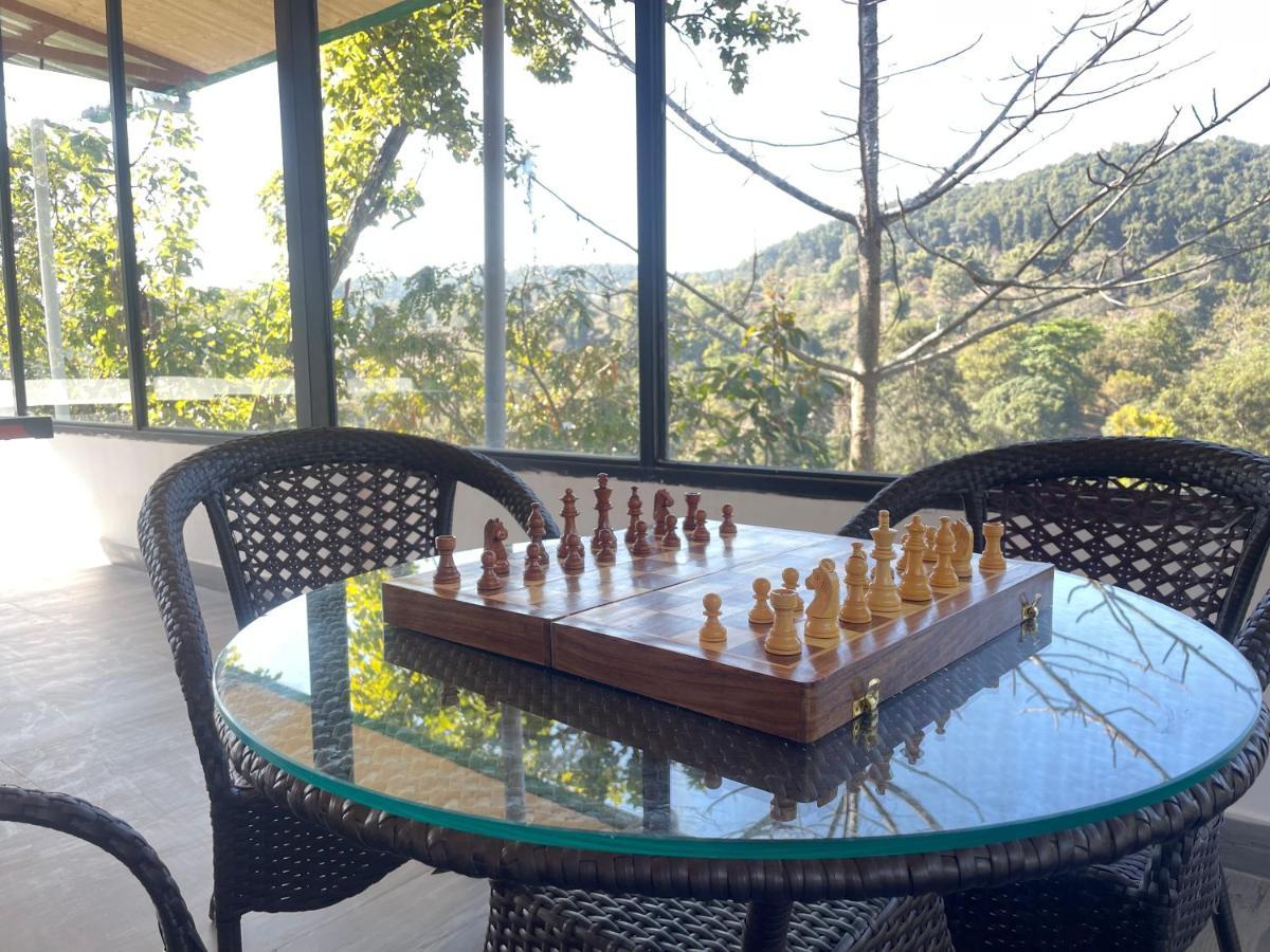 Saraiville- Luxury Riverside Cottages Dehradun Eksteriør billede