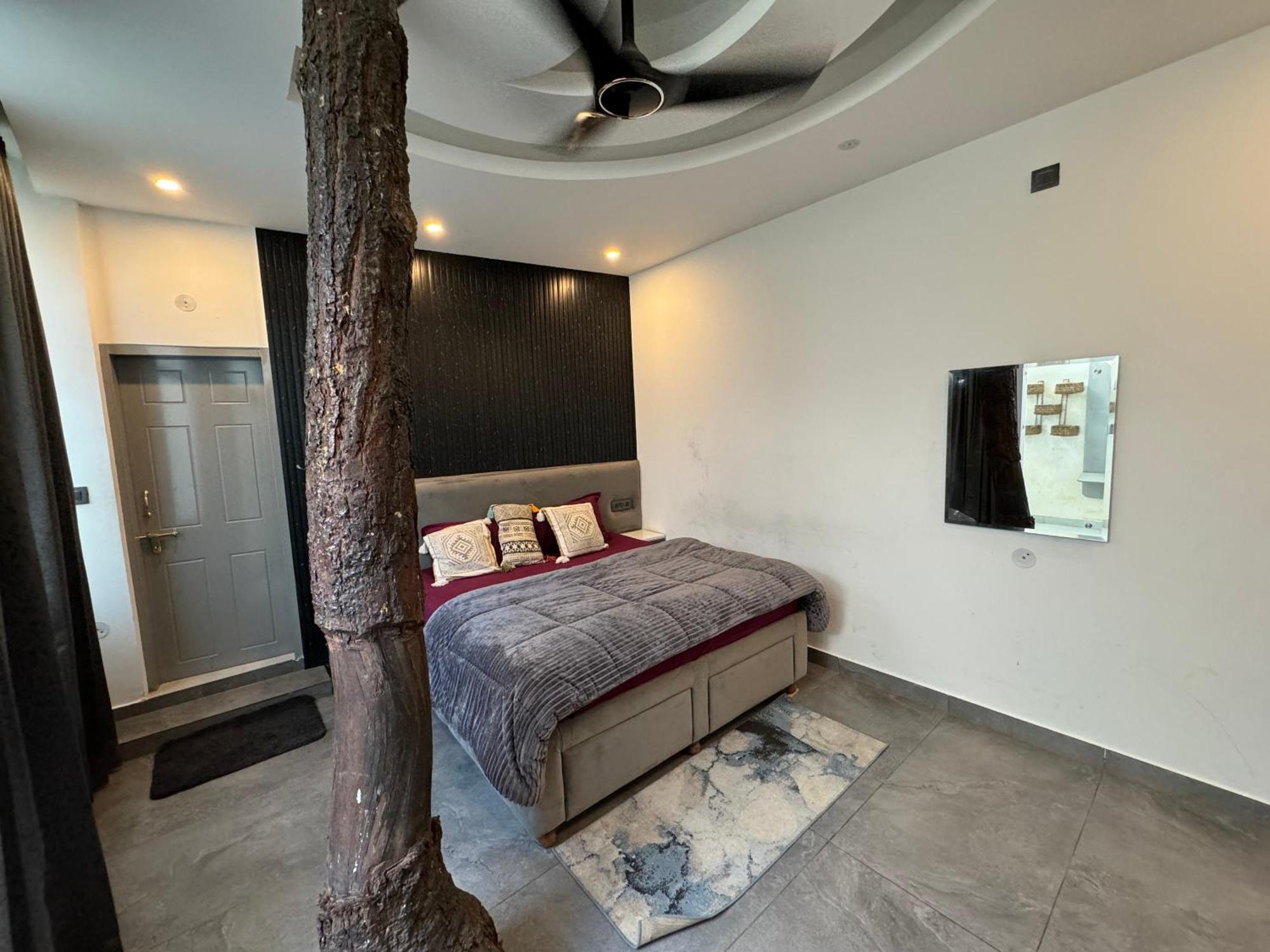 Saraiville- Luxury Riverside Cottages Dehradun Eksteriør billede