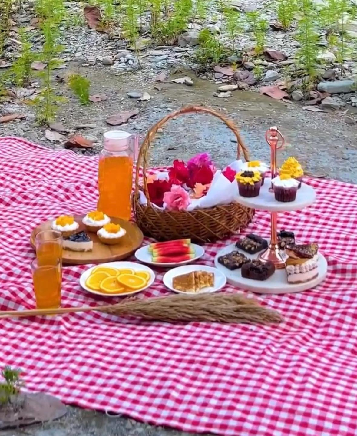 Saraiville- Luxury Riverside Cottages Dehradun Eksteriør billede