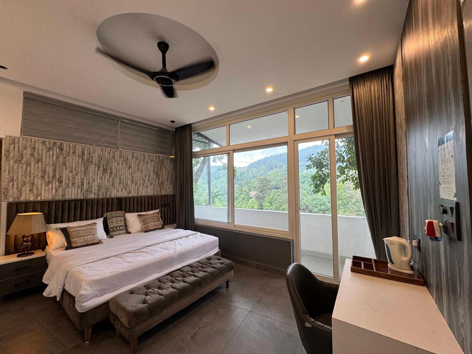 Saraiville- Luxury Riverside Cottages Dehradun Eksteriør billede